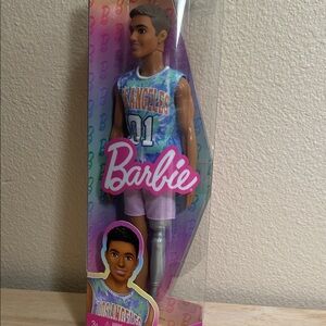 2022 Ken Fashionistas Prosthetic Leg Doll Sealed